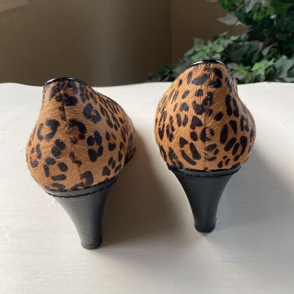 Franco Sarto Slip On Leopard Animal Print Calf Hair Wedge Size 7M - Picture 6 of 11